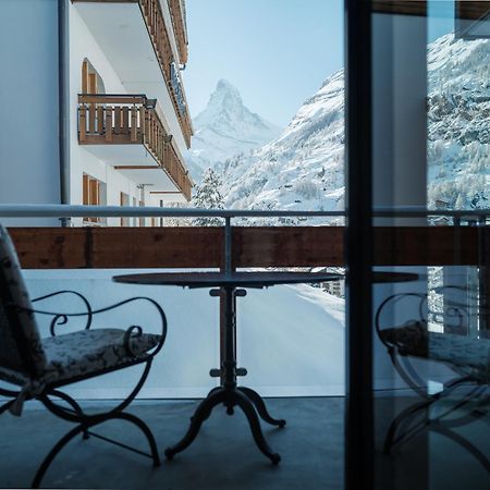 Petit Chalet By Schoenegg Церматт Экстерьер фото