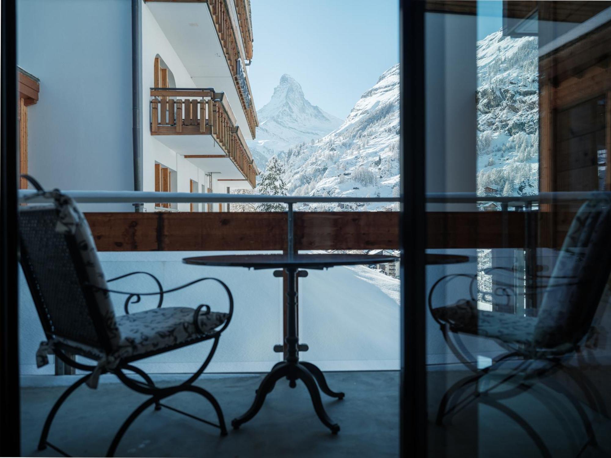 Petit Chalet By Schoenegg Церматт Экстерьер фото