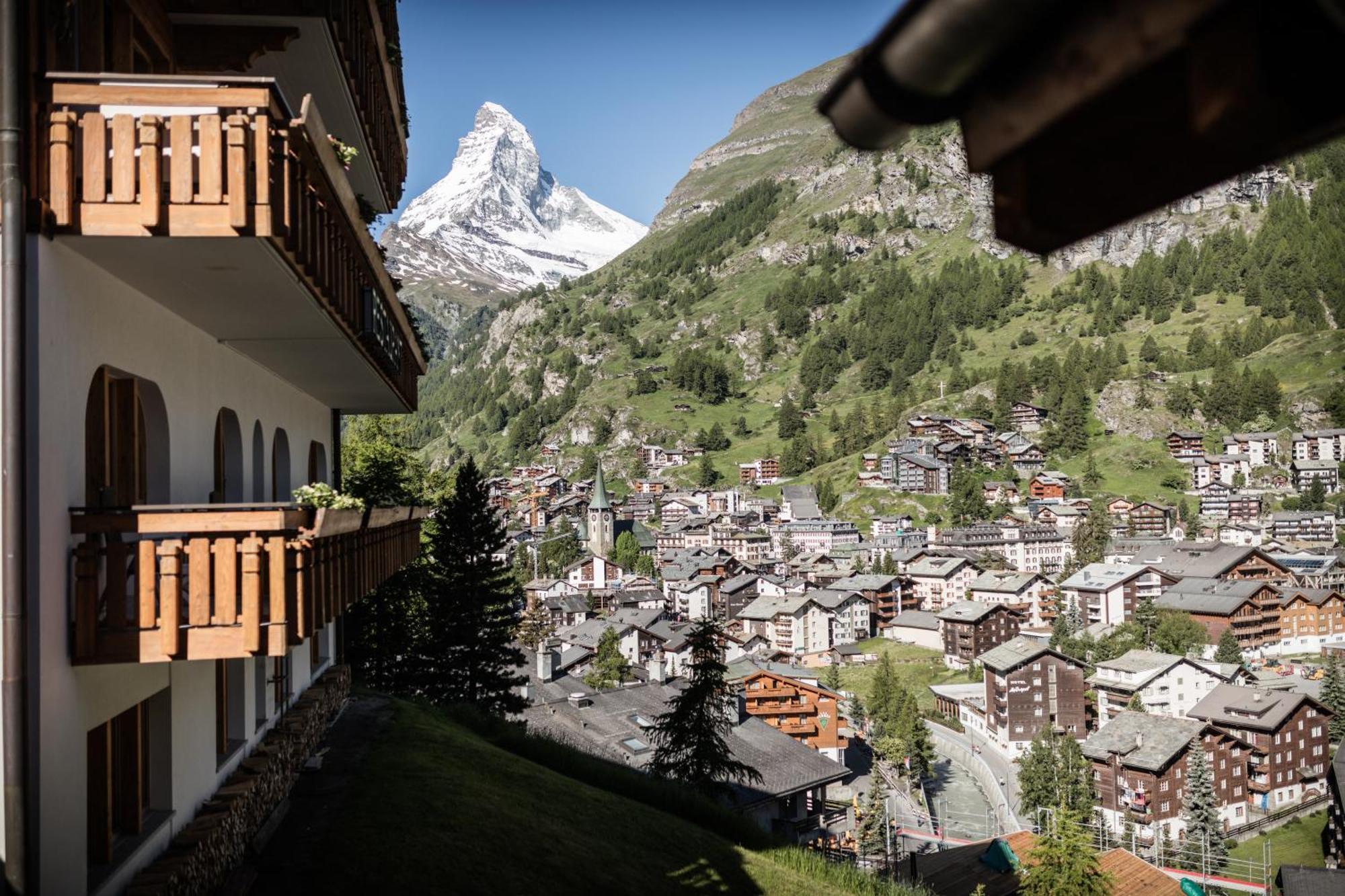 Petit Chalet By Schoenegg Церматт Экстерьер фото